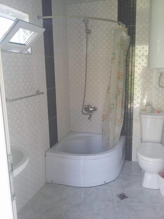 Caucasus Guesthouse Ushguli Exteriör bild