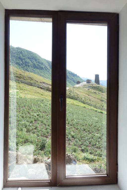 Caucasus Guesthouse Ushguli Exteriör bild