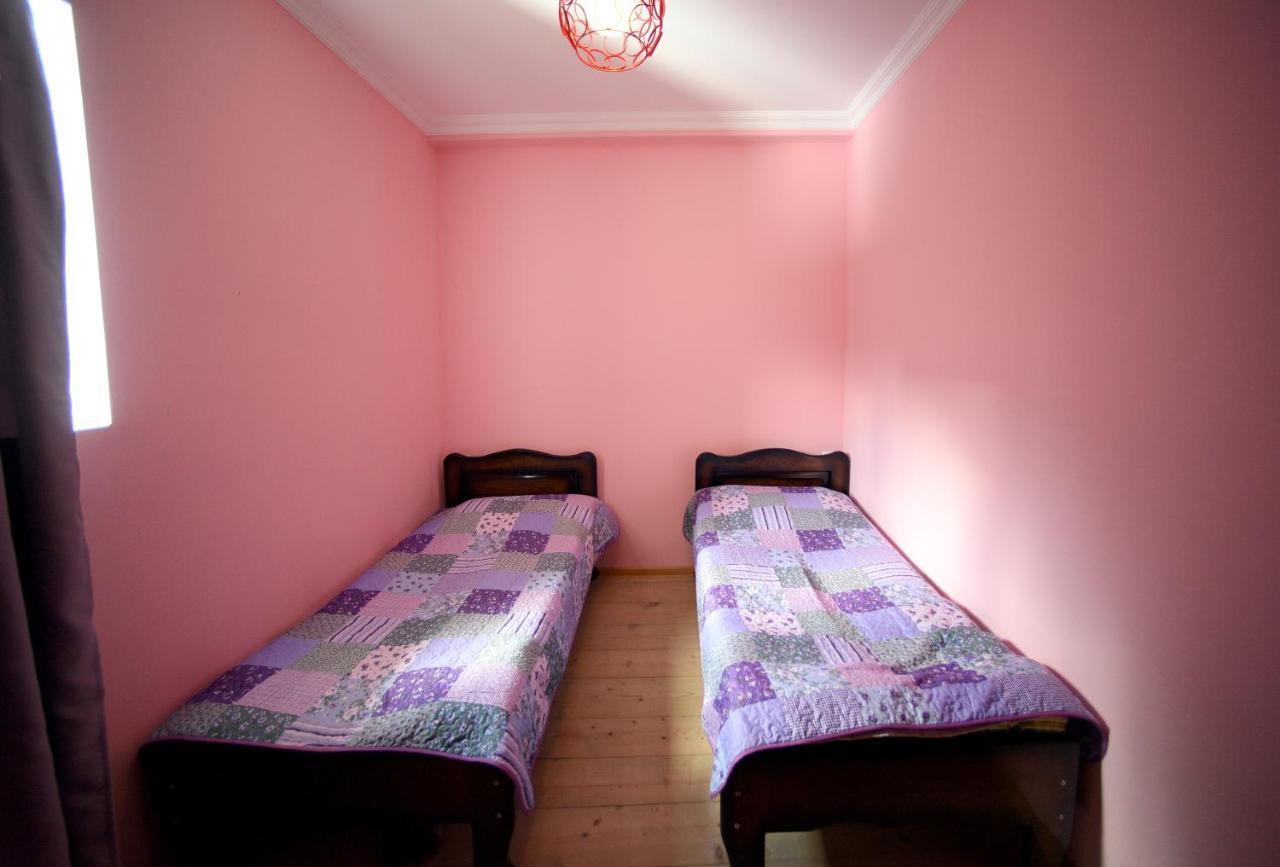 Caucasus Guesthouse Ushguli Exteriör bild